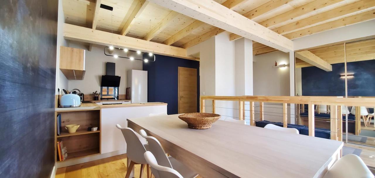 L'HIVERNET, grand Triplex neuf au cœur d'Embrun accès facile Extérieur photo